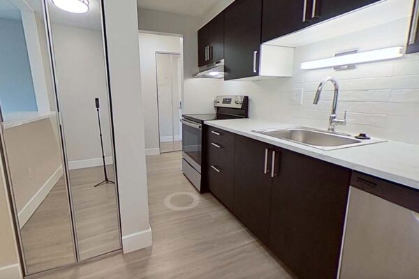 3D tour thumbnail for 1402 Race unit 405.