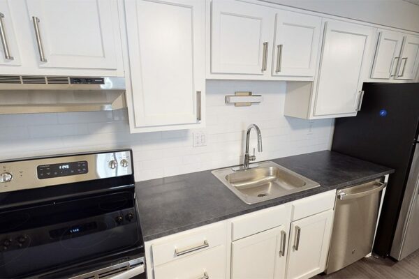 3D tour thumbnail for 1430 Humboldt unit 103.