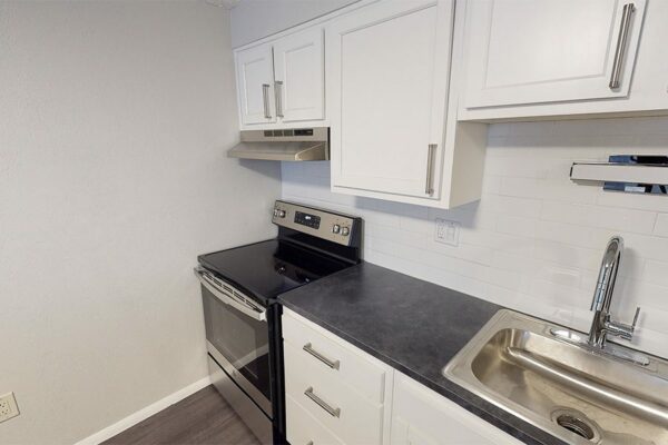 3D tour thumbnail for 1430 Humboldt unit 106.