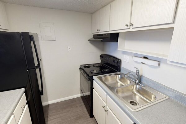 3D tour thumbnail for 1430 Humboldt unit 202.