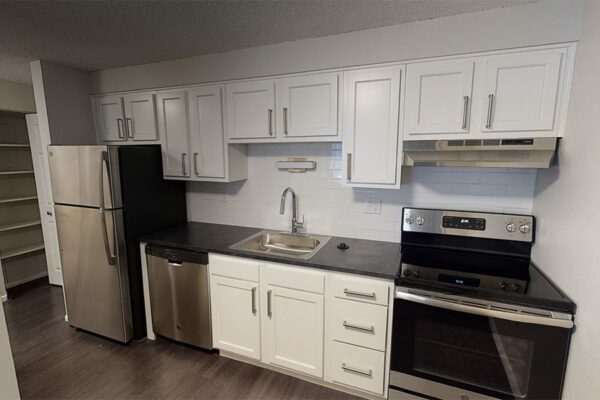 3D tour thumbnail for 1430 Humboldt unit 205.