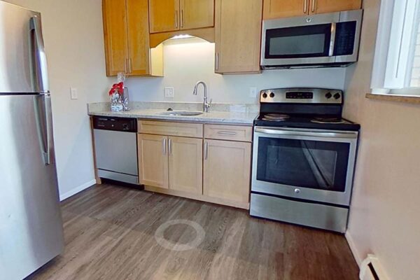 3D tour thumbnail for 1120 York unit 303.